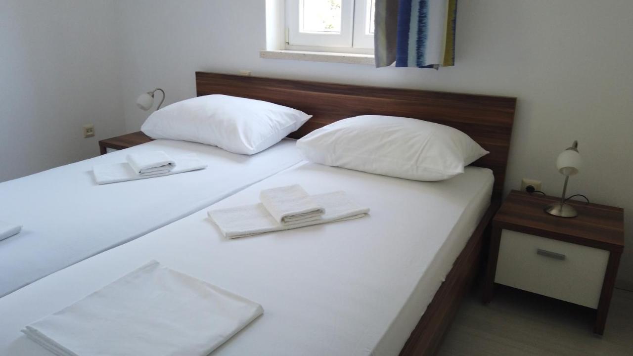 Guest House Kukuljica 2 ザトン エクステリア 写真